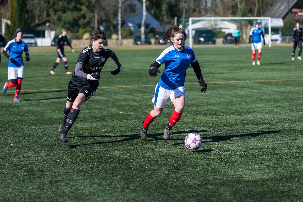 Bild 246 - B-Juniorinnen Halbfinale SVHU - Holstein Kiel : Ergebnis: 3:0